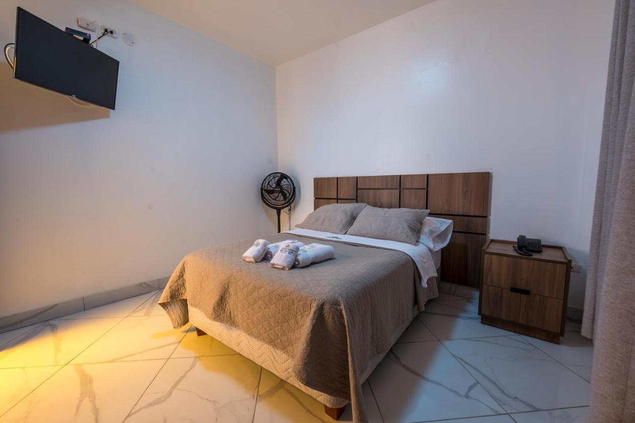 Los Esteros Hostal 후안차코 외부 사진