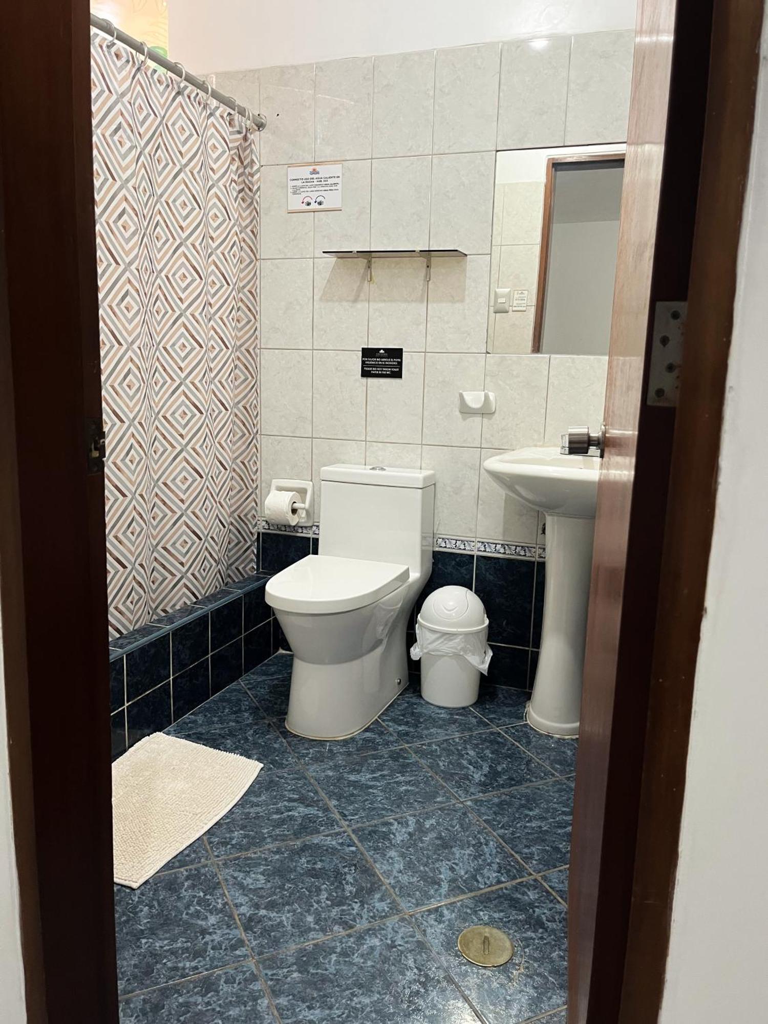 Los Esteros Hostal 후안차코 외부 사진