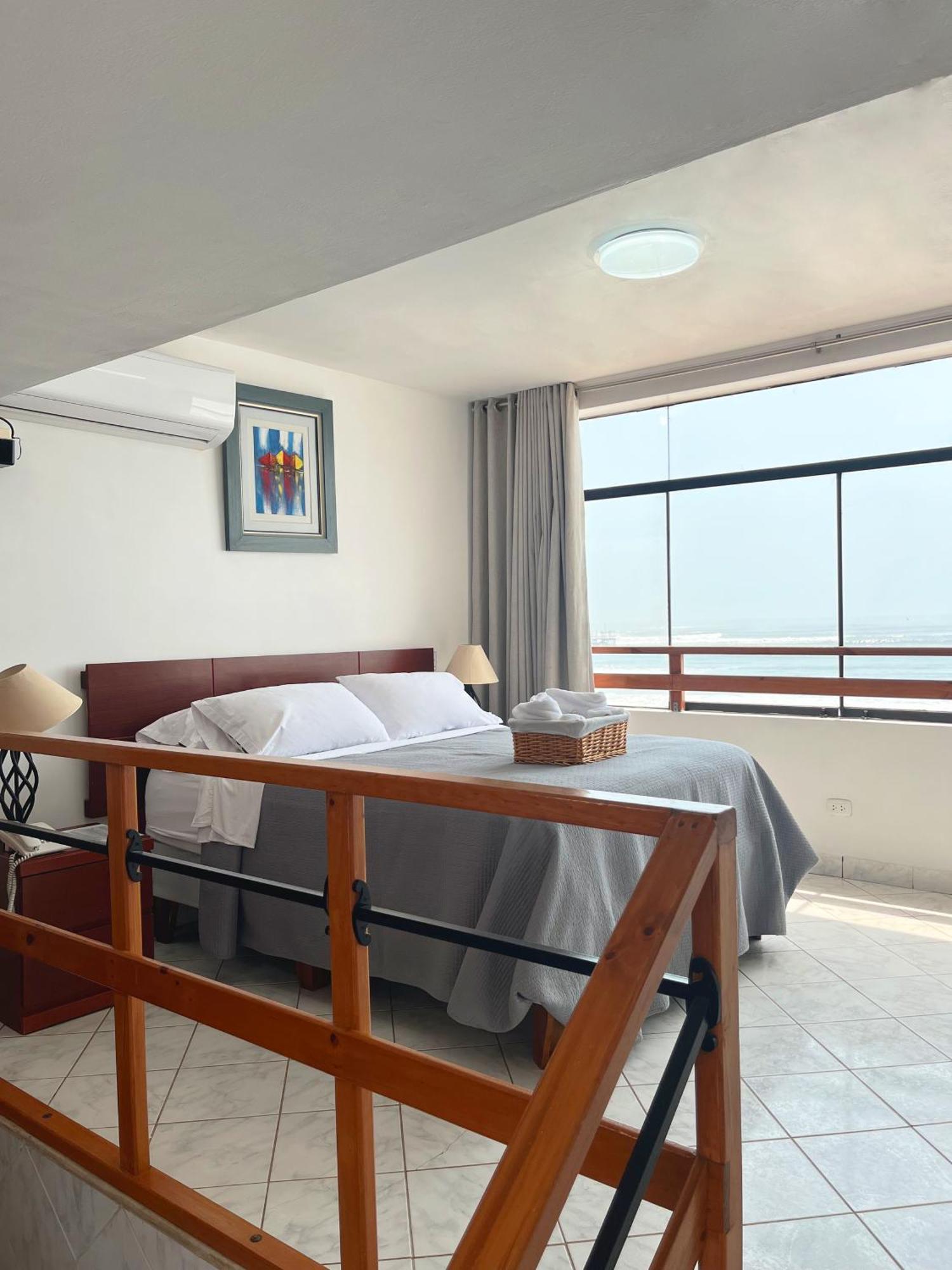 Los Esteros Hostal 후안차코 외부 사진